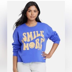 Smiley World Women's Large Crewneck Crop Fleece Sweatshirt Smile More Pullover